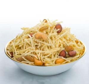 Badam Lachha Namkeen