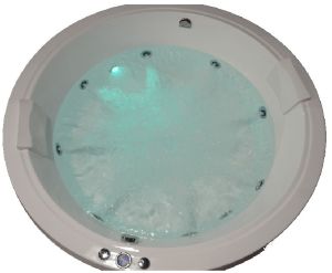 Radius Round Whirlpool Bath Tub