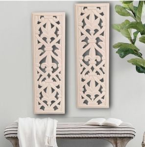 Plain Polished Wooden Mouldings, Shape : Rectangle