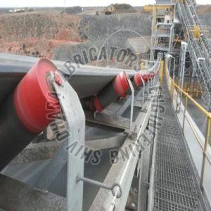 Mild Steel Electric Polished inclined belt conveyor system