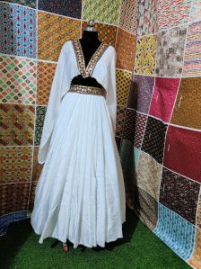 Premium Dyeble Dolla Silk Fabric