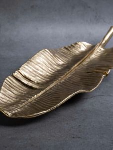 Brass Curio Plate Banana-Leaf, Color : Golden