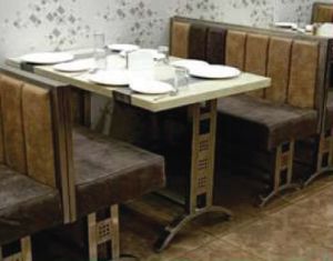 Wood Restaurant Dining Table, Color : Brown