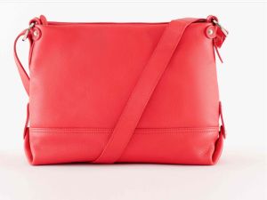 Trimurthi Lederwaren Plain Scarlet Red Women Leather Shoulder Bags