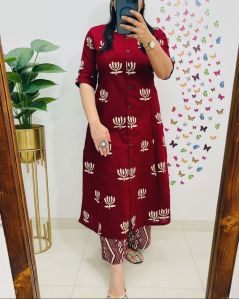 Ladies Timeless Touch Cotton A Line Kurti Set