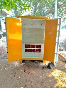 Iron Tijori, Color : Golden