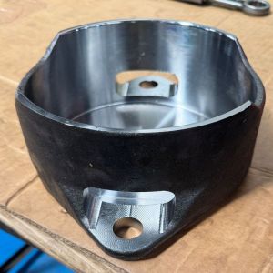 Metal Polished Plain Bottom Housings, Thickness : 10-20mm