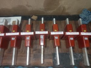 Copper 5000 Amps 150x25 Epoxy Bushings, Packaging Type : Red silver