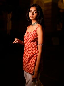 Rayon Kurti