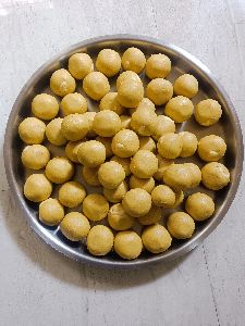 Besan Laddu, Shape : Round, Packaging Type : Yellow for Sweet