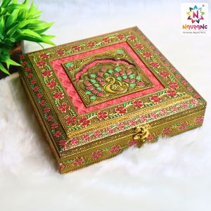 Wooden Dry Fruit Boxes