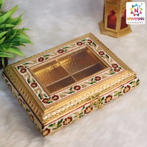 Wooden Fancy Dry Fruit Box