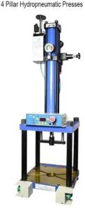 4 Piller Hydro Pneumatic Press