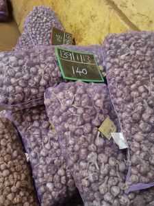 Organic Garlic, Color : White, Grade : Food Grade for Cooking