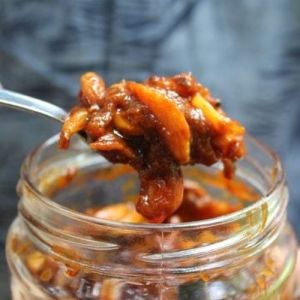 Aromatic Garlic Pickle