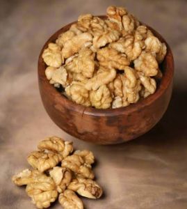Walnut Kernels for food, Packaging Type : Plastic Packet