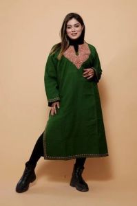Casual Wear Woolen Kashmiri Embroidered Pheran, Color : Multicolor