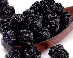 Dried Prunes, Color : Black, Packaging Size : 5-25kg