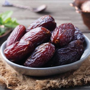 Fresh Dates, Packaging Size : 25-50kg, Packaging Type : Plastic Bag