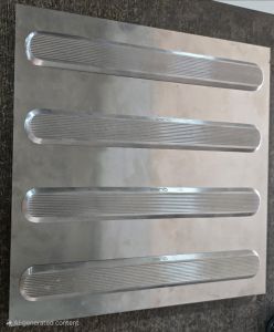 Gripzo Mirror SS-304 SS Tactile Warning Indicator, Color : Silver