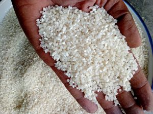 100% Broken Rice, Packaging Size : 5Kg, 10Kg, 25Kg, 50Kg for Cooking