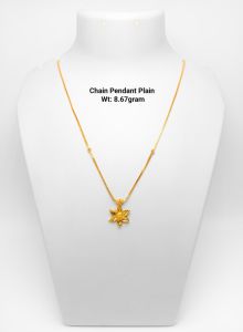 92% New Design Gold Chain Pendant Set