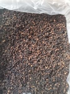 Clove, Variety : Lal Pari, Form : Whole