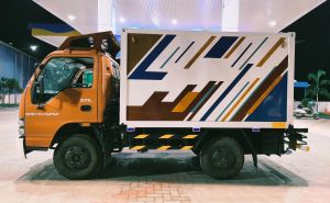 Empty Tin Containers