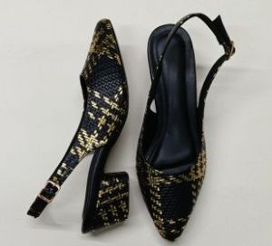 Ladies Close Toe Shoes