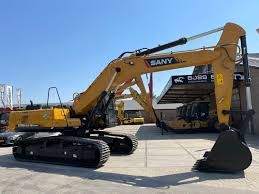 Sany 350 Hyundai Excavator Rental, Color : Yellow, Red, Orange