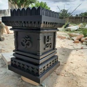 Black Granite Tulsi POT