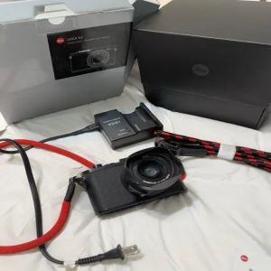 Leica q2 Black Reporter Digital Camera