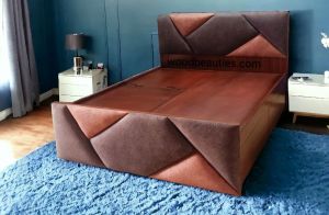 Classic Queen Bed with Cushioned Backrest