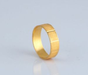 Gold Gents Ring