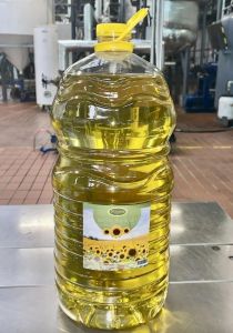 Sunflower Oil, Color : Light fellow, Packaging Size : 5L for Cooking