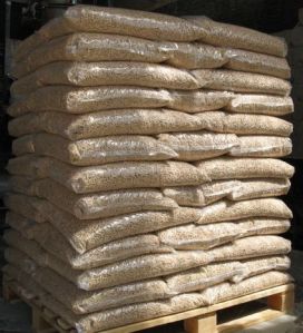 Wood Pellets,  Moisture : 6-7%