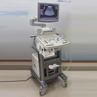 GE Voluson Coloured Ultrasound Machine (LOGIQ P5)