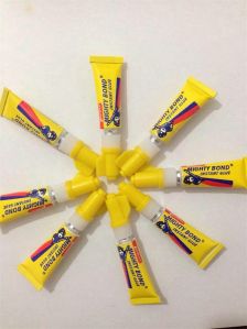 Super Glue Super Glue