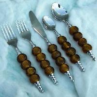 Carved Beaded Cutlery Set (sm 1351)