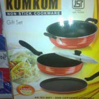 Kumkum Non Stick Cookware Set