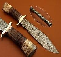 Damascus Knives