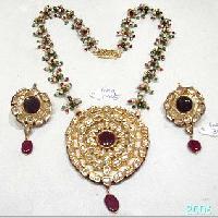 kundan necklace set