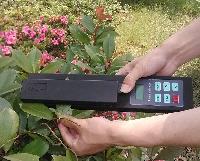 chlorophyll meter. leaf area meter