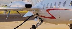 Aircraft refueling hoses