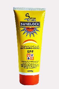Soft Touch Sunblock Anti Aging Cream