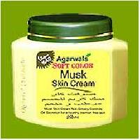 Musk Moisturizing Cream