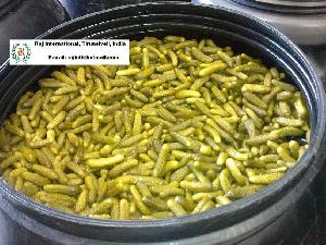 Pickled gherkins 1-4 cm