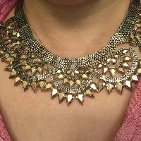 Ladies Used Necklace