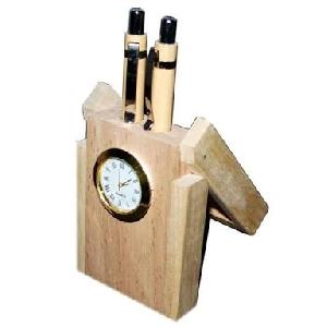 Bamboo Pen Stand With Clock