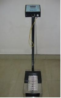 FOOT CONTAMINATION MONITOR